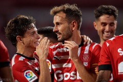 曼联欧冠逆转巴萨 拉什福德帽子戏法建功