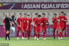 世预赛希腊对阵丹麦：中场控制权决定战局的分析